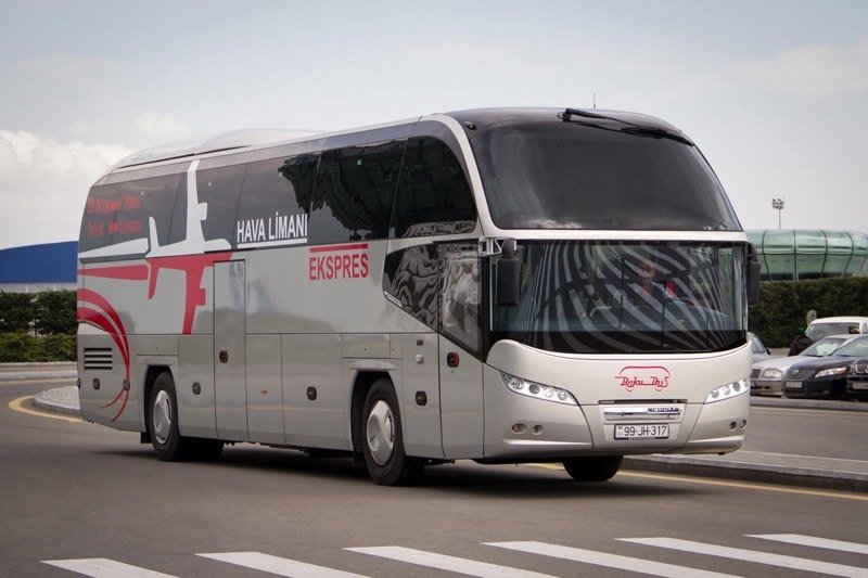 Доехать из аэропорта Баку в город на автобусе H1