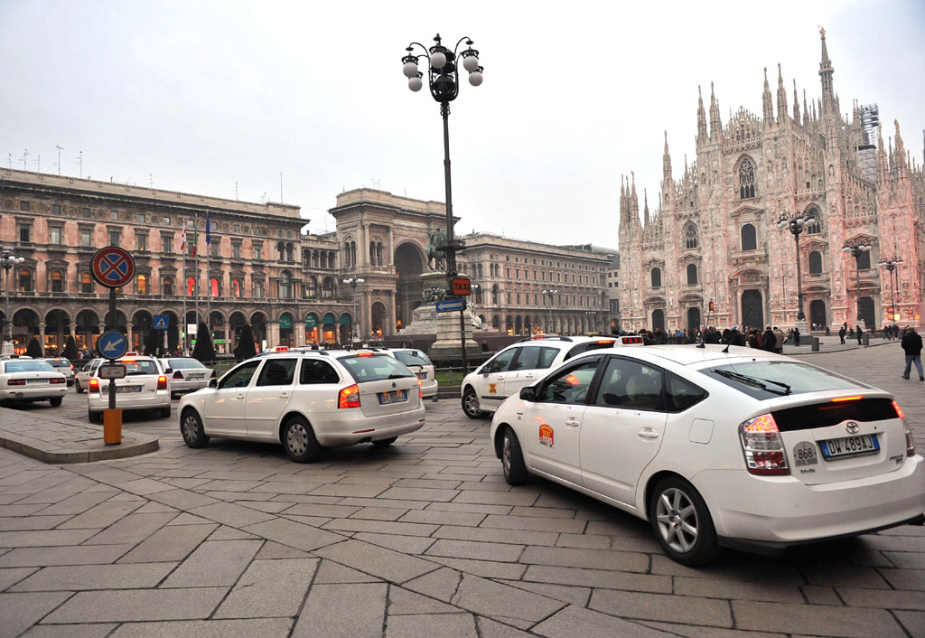 Такси из аэропорта Мальпенса в Милан
